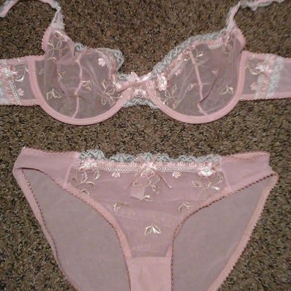 Bra and Panty Set - Picture 1 of 1